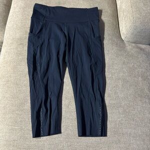 Lululemon 23” “ In Movement” Crop Leggings